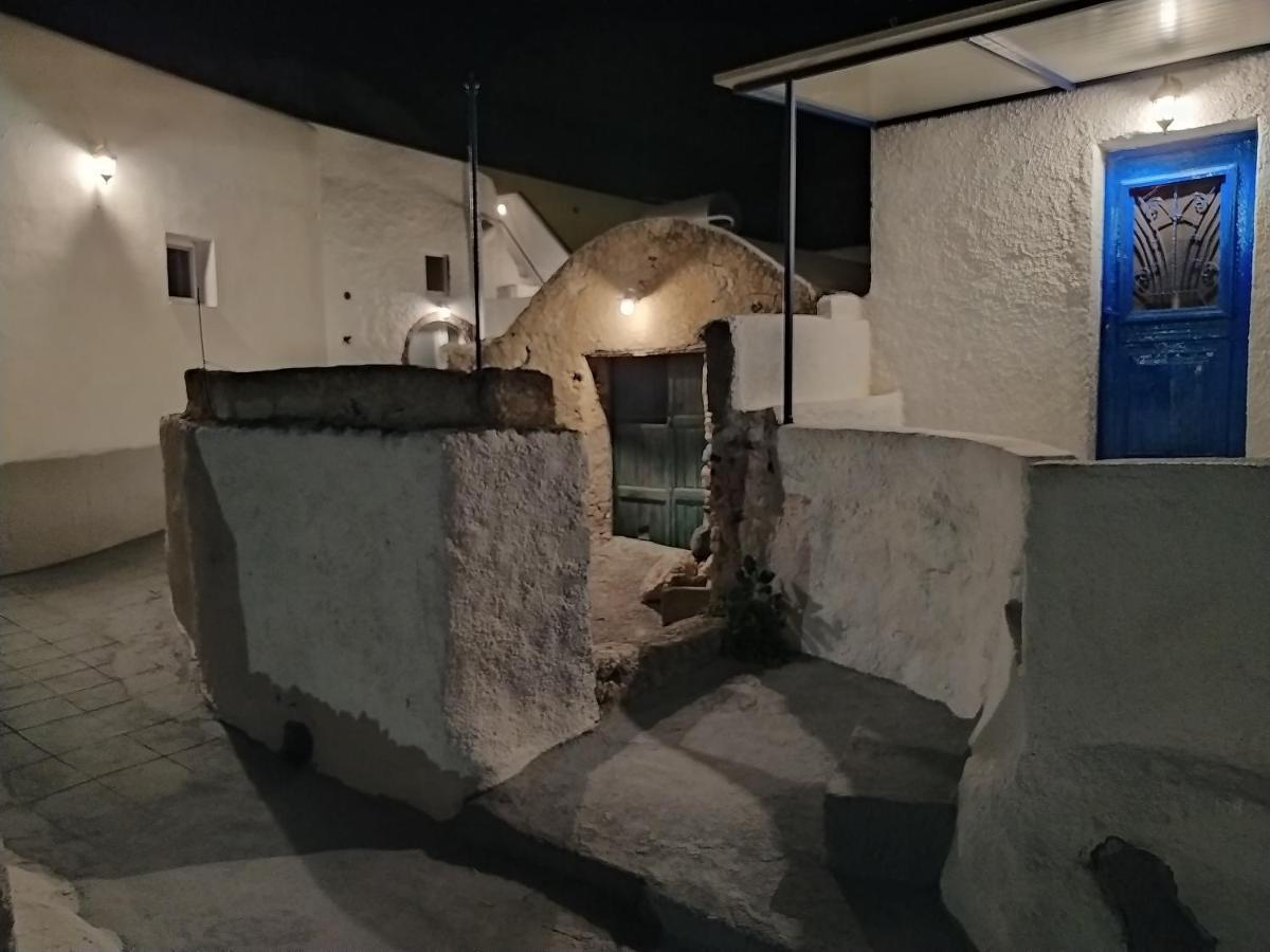 דירות Emporio  Mentoras' Complex מראה חיצוני תמונה